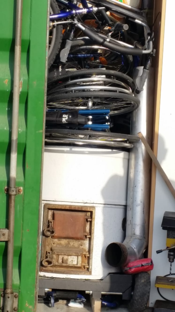 2021-03-22 Container voll.jpg